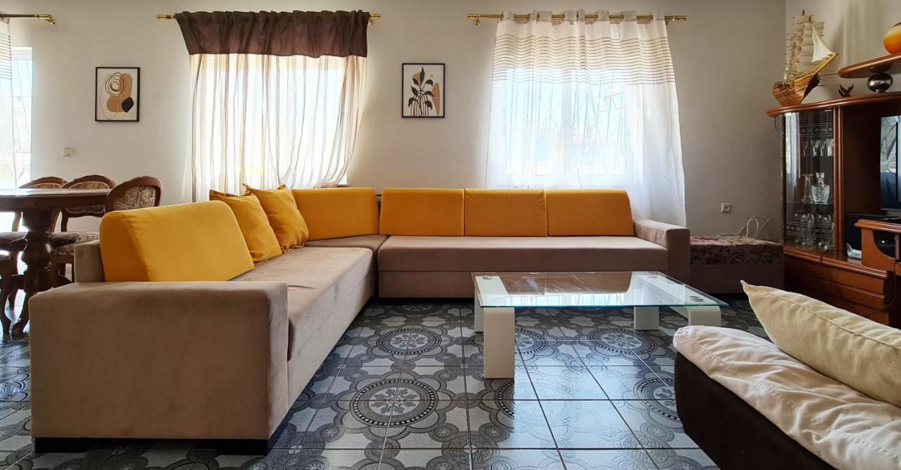 Fabio'S Apartment Влёра Экстерьер фото