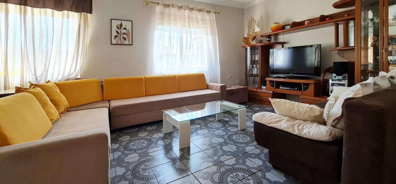 Fabio'S Apartment Влёра Экстерьер фото